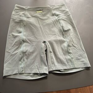 Gym shark size large shorts
